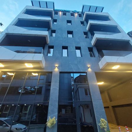 Executive Suites By Modern Living Skopje Exterior foto