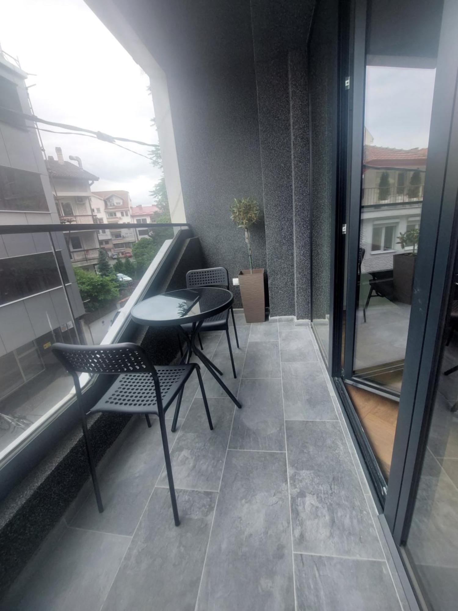 Executive Suites By Modern Living Skopje Exterior foto