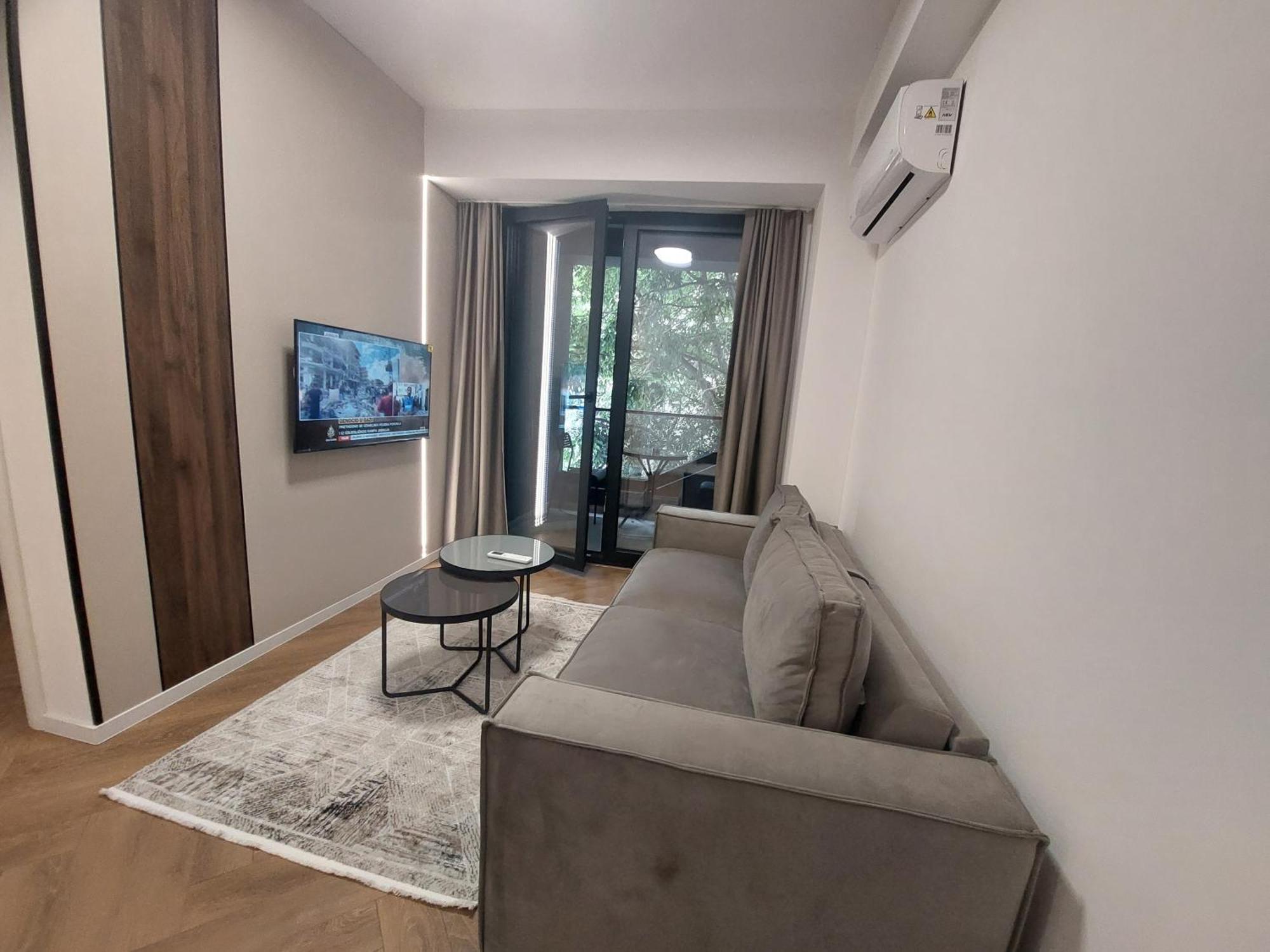 Executive Suites By Modern Living Skopje Exterior foto
