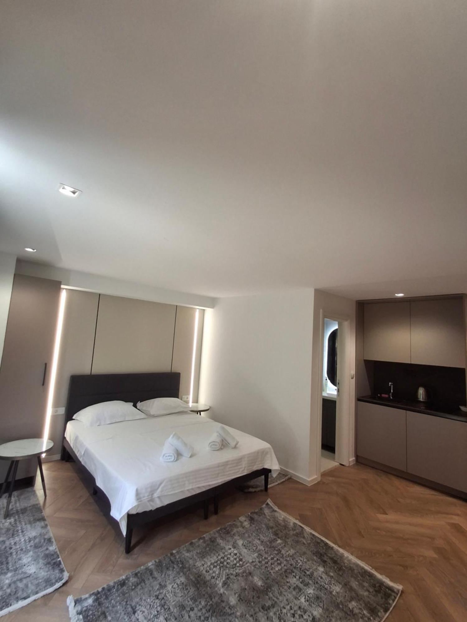 Executive Suites By Modern Living Skopje Exterior foto