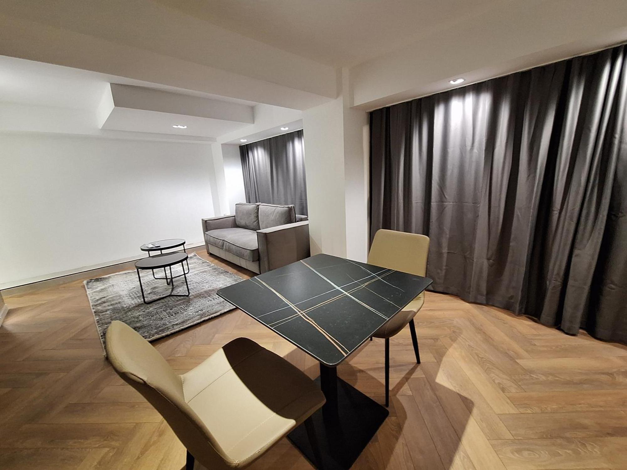 Executive Suites By Modern Living Skopje Exterior foto