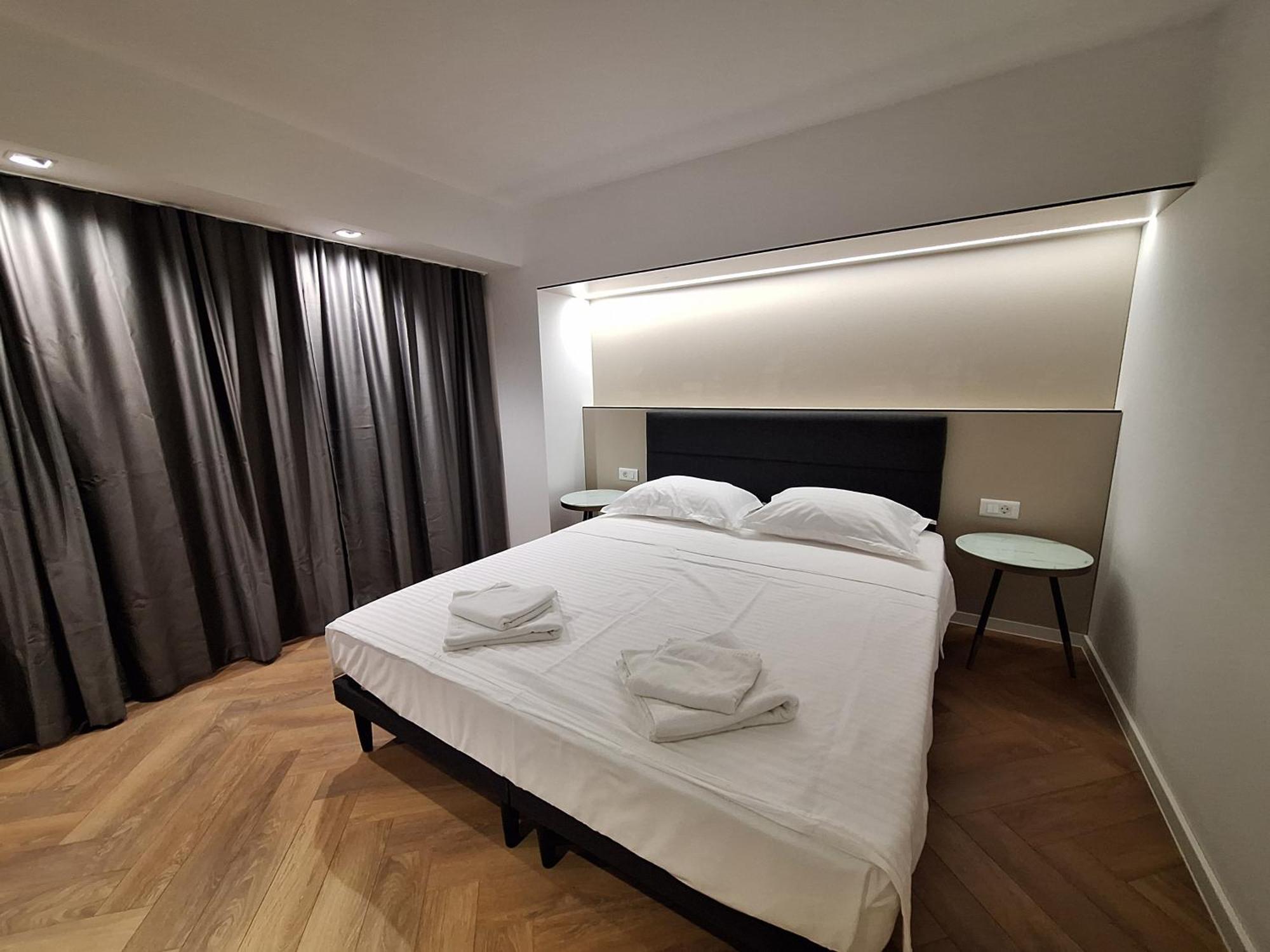Executive Suites By Modern Living Skopje Exterior foto