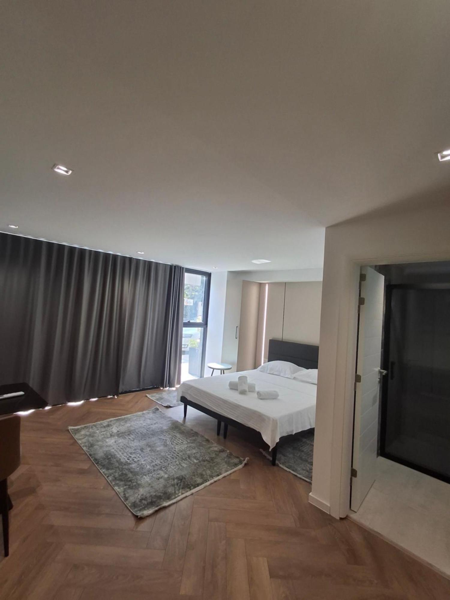 Executive Suites By Modern Living Skopje Exterior foto
