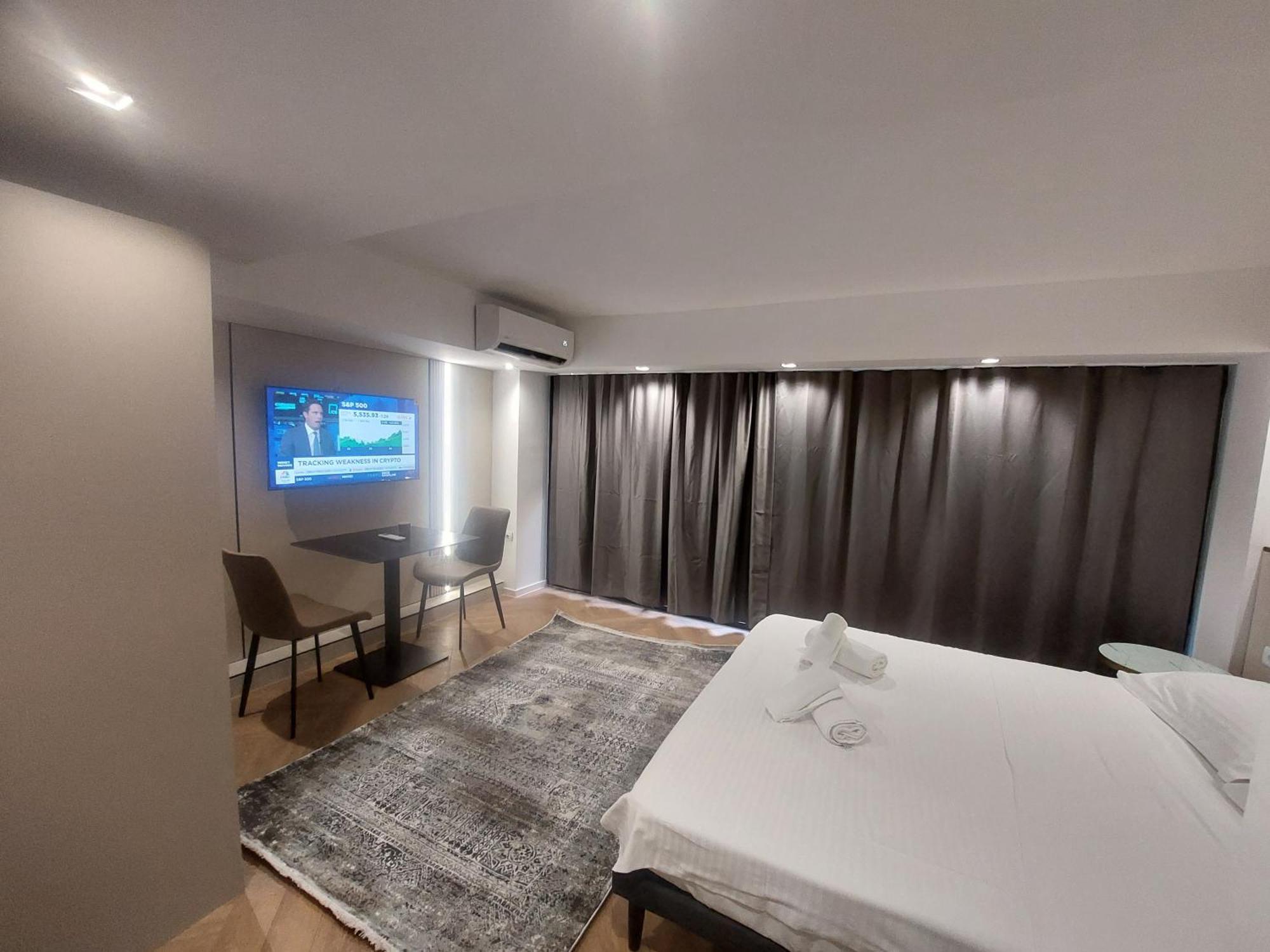 Executive Suites By Modern Living Skopje Exterior foto