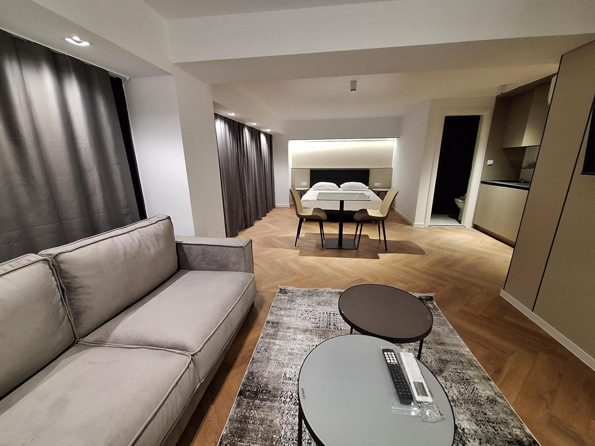 Executive Suites By Modern Living Skopje Exterior foto