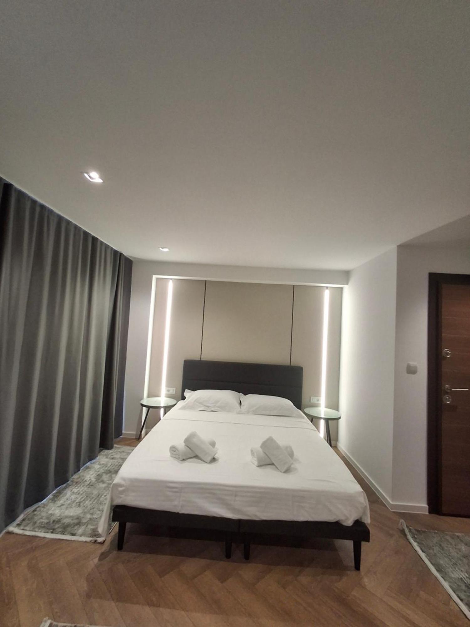 Executive Suites By Modern Living Skopje Exterior foto